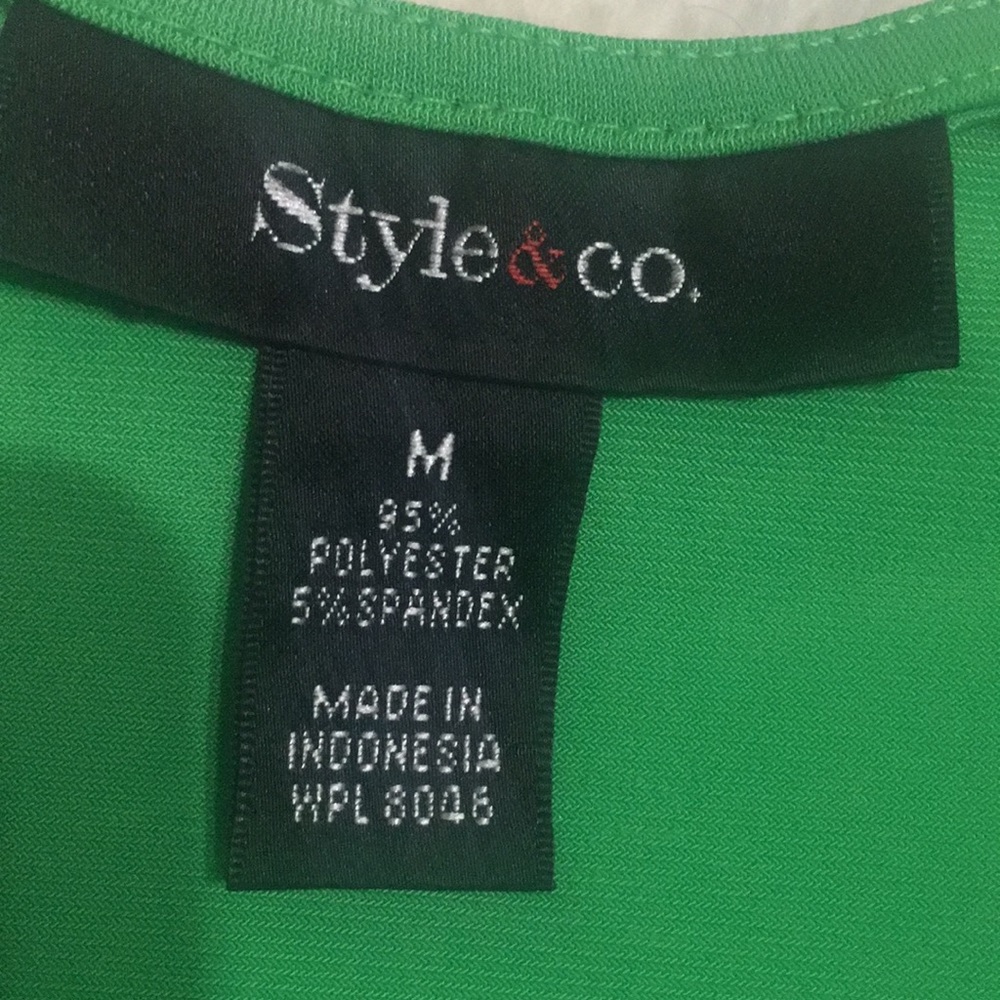 .Blouse - Picture 3 of 5